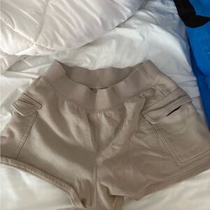 Hollister Women's Beige Cargo Shorts